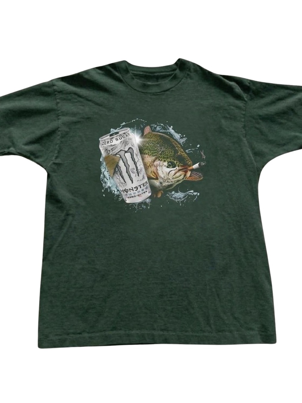 Gildan Fish Graphic T-Shirt in Dark Green